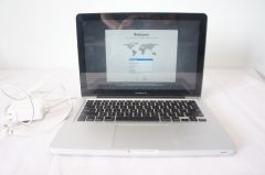 Apple MacBook Pro 13.3" A1278 MD101LL/A i5 2.5GHz 4GB RAM 500GB HDD 2012 